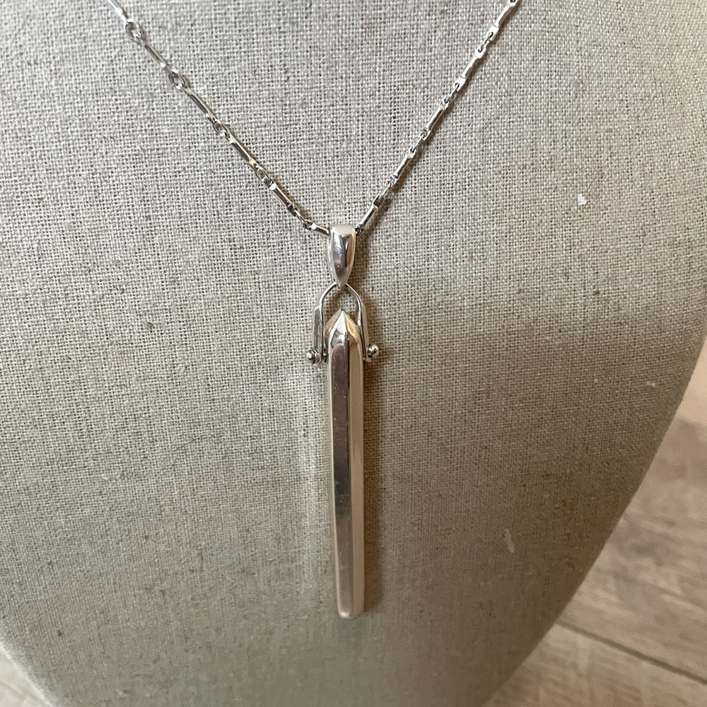 Stella & Dot Rebel Pendant